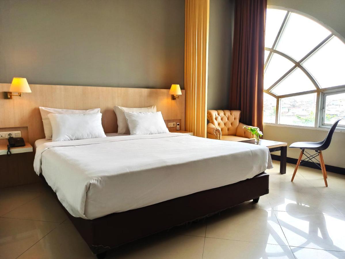 Rio City Hotel Palembang Exteriér fotografie